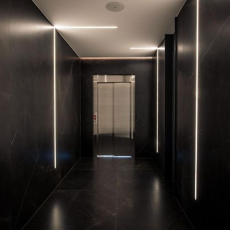 Seraphine Plaza Peje Luaran gambar